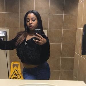 Meet your Posher, Monae